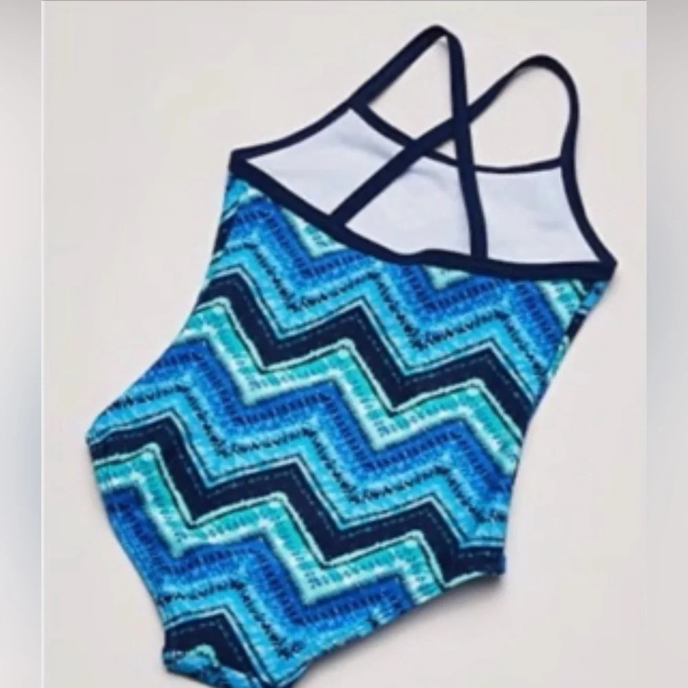 Kanu Surf Girls Layla Beach Sport Banded 1-Piece Cross Back Swimsuit Size 7 - Picture 3 of 4